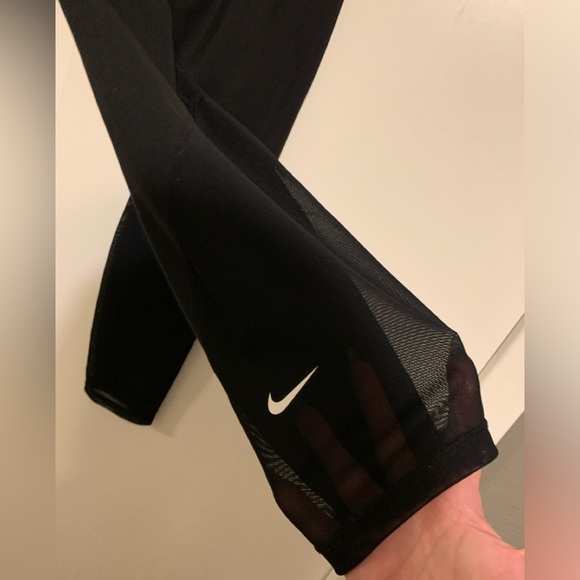 Nike One 7/8 Inch Tights - Picture 5 of 7